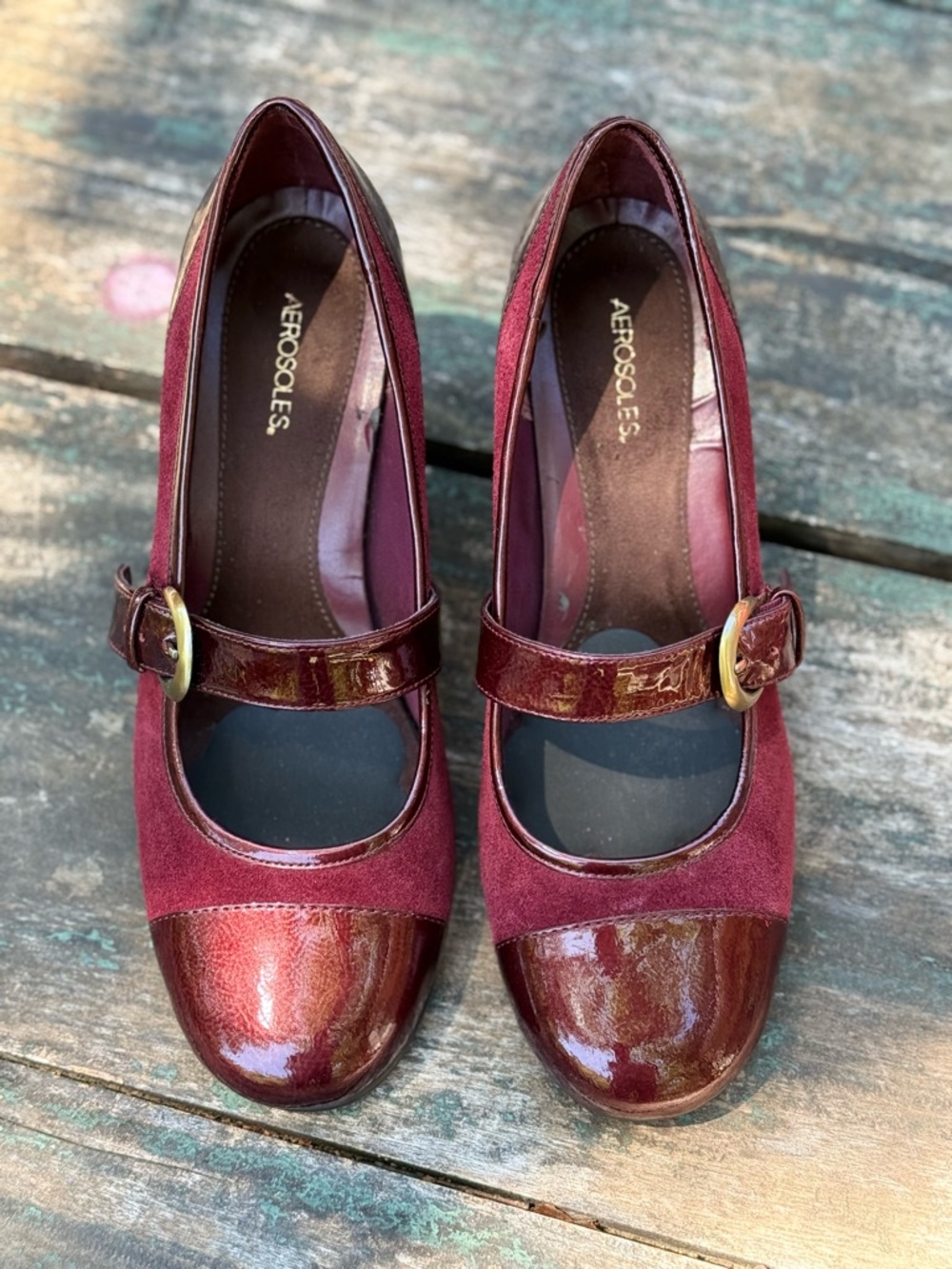 Aerosoles Maroon Suede Patent Leather Mary Jane Pumps Buckle Strap Size 8.5 EUC